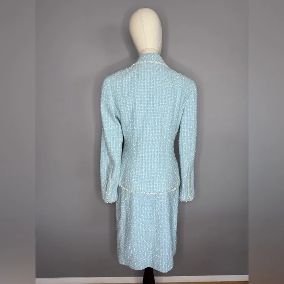 Chanel 1997 Blue White  Princess Diana Tweed Suit. - Picture 6 of 16